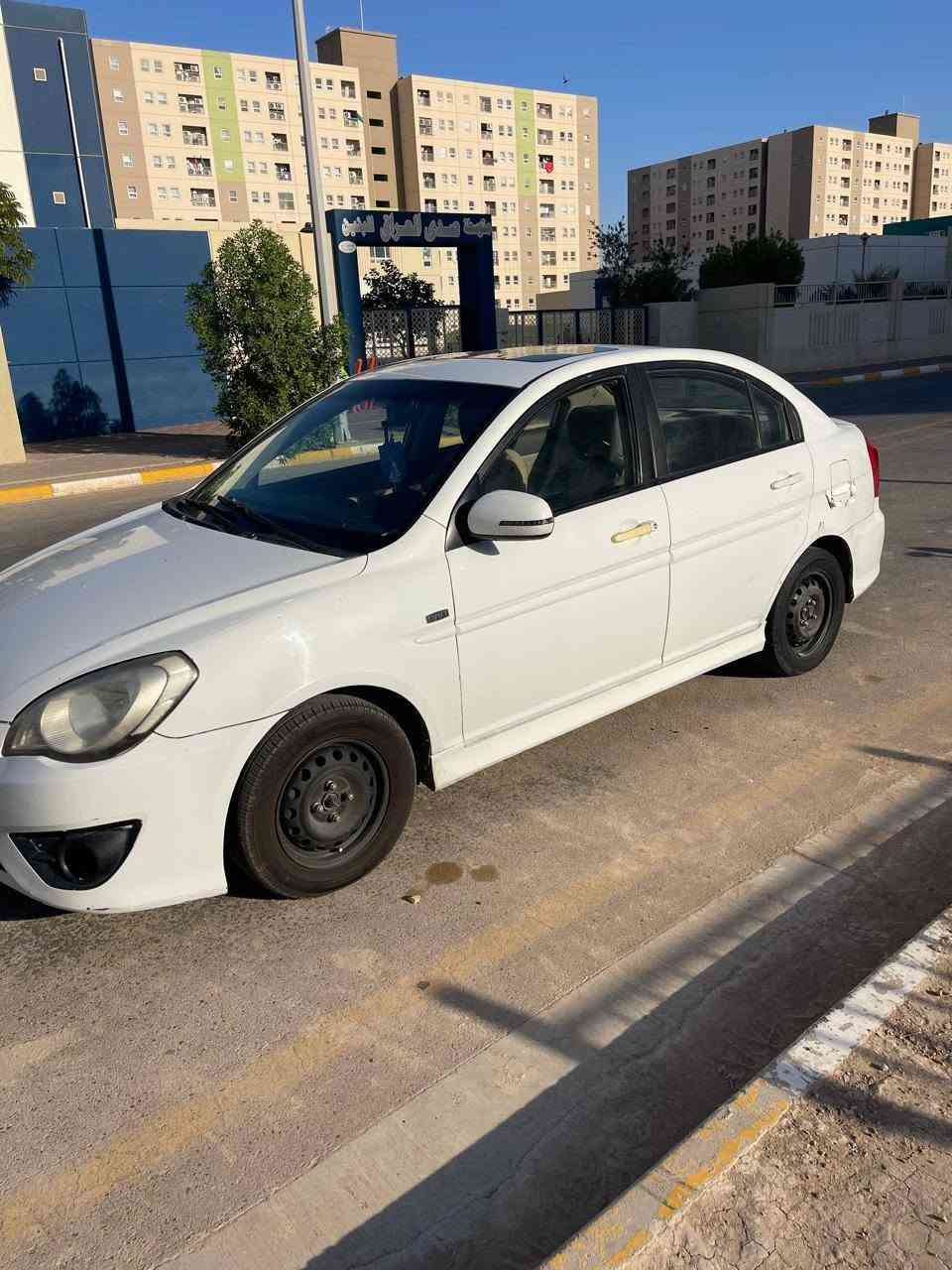 يالله اكسنت 2011 مكفوله من صبغ بيه شي بسيط بارد  السعر 95  بغداد بسمي ***********
