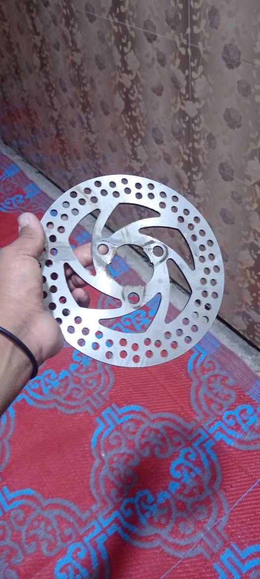 السلام عليكم غراض ماكس للبيع مكان حله توصيل موجوده كل العراق


**إذا كنت صاحب هذا الإعلان وتريد حذفه لأي سبب، رجاءا أرسل رسالة إلى الدعم الفني**