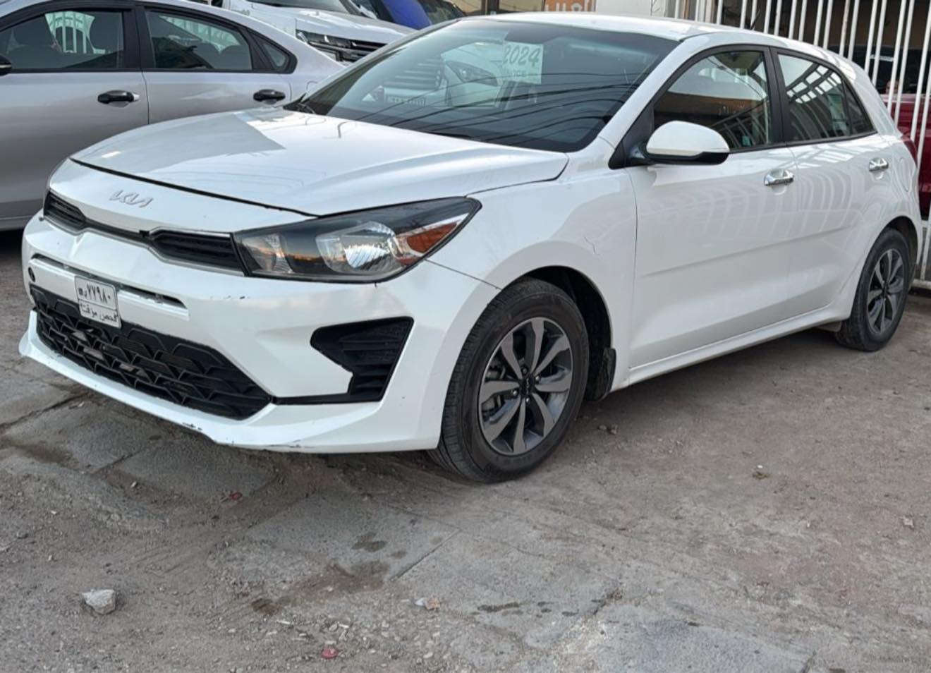 كيا ريو 2023 
فول بصمه 
وارد امريكي 
ضرر بنيد وجاملغ 
بدون رقم 
السعر 105
للاستفسار ***********
