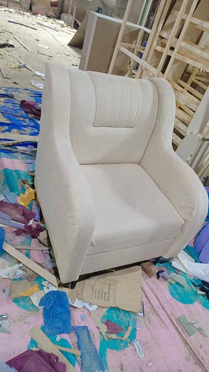 تخم مودرن 5قطع 10 مقاعد 
قماش درجة أولى اسفنج مميز اول عالي 
التفاصيل حسب طلب الزبون ناصرية, ذي قار


**إذا كنت صاحب هذا الإعلان وتريد حذفه لأي سبب، رجاءا أرسل رسالة إلى الدعم الفني**