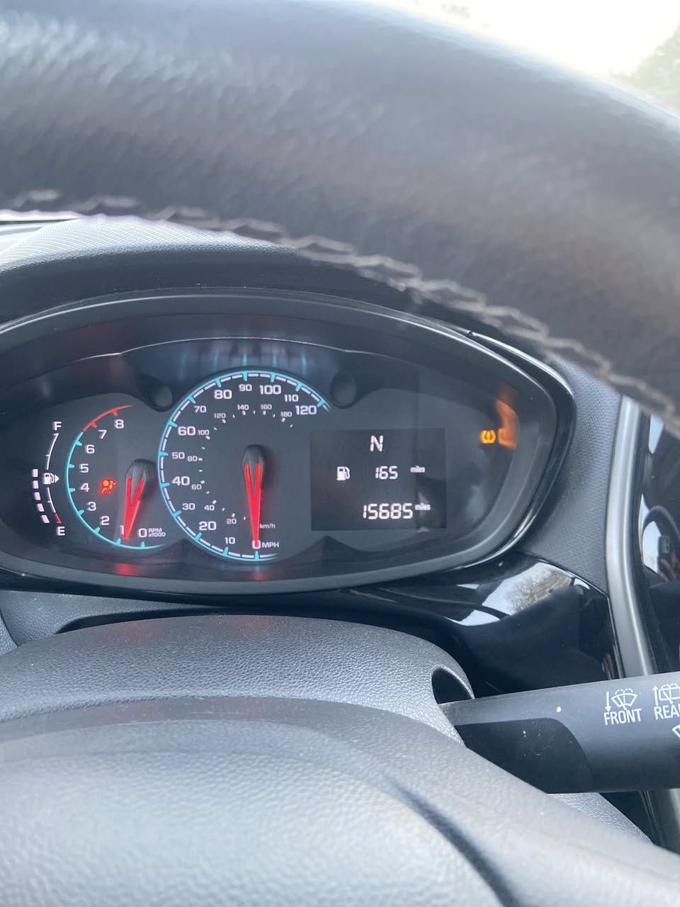 شوفر ليت سبارك
موديل ٢٠ 

ماشية ١٥ الف مايل بعدها زيرو جديدة كلش

رقمها ديالى 

ويل كب

داخل جلد

كشن تدفئة

تحديد سرعة 

عدادات ديجتال

شاشة جبيرة 

بلوتوث 

واي فاي

يو اس بي

كامرة

محرك ١٤٠٠

فقط بارد جوة الباب بالدوسة فقط وشوية بالجاملغ جهة السايق ايرباك بردة فقط والباقي مكفول 

المكان ديالى بعقوبة الجديدة للاستفسار اتصال ***********
