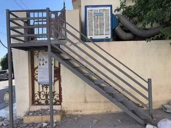 سلام عليكم حداد متجول داخل العماره ونشتغل بل قضيه نواحي نشتغل بيبان تفصال تصليح بيبان شبابيج سقايف كيربي سقايف سندويج سقايف كسبان كرفانات قمريات تغليف صطح مراجيح تفصيخ وجهات تفصال درج محجرات مال درج جلسات عربيه بنسب السعار ونشتغل عل يوميه وعل متر مشتغل بل قصاد الاستفسار تصل *********** وتساب *********** عمارة, ميسان
