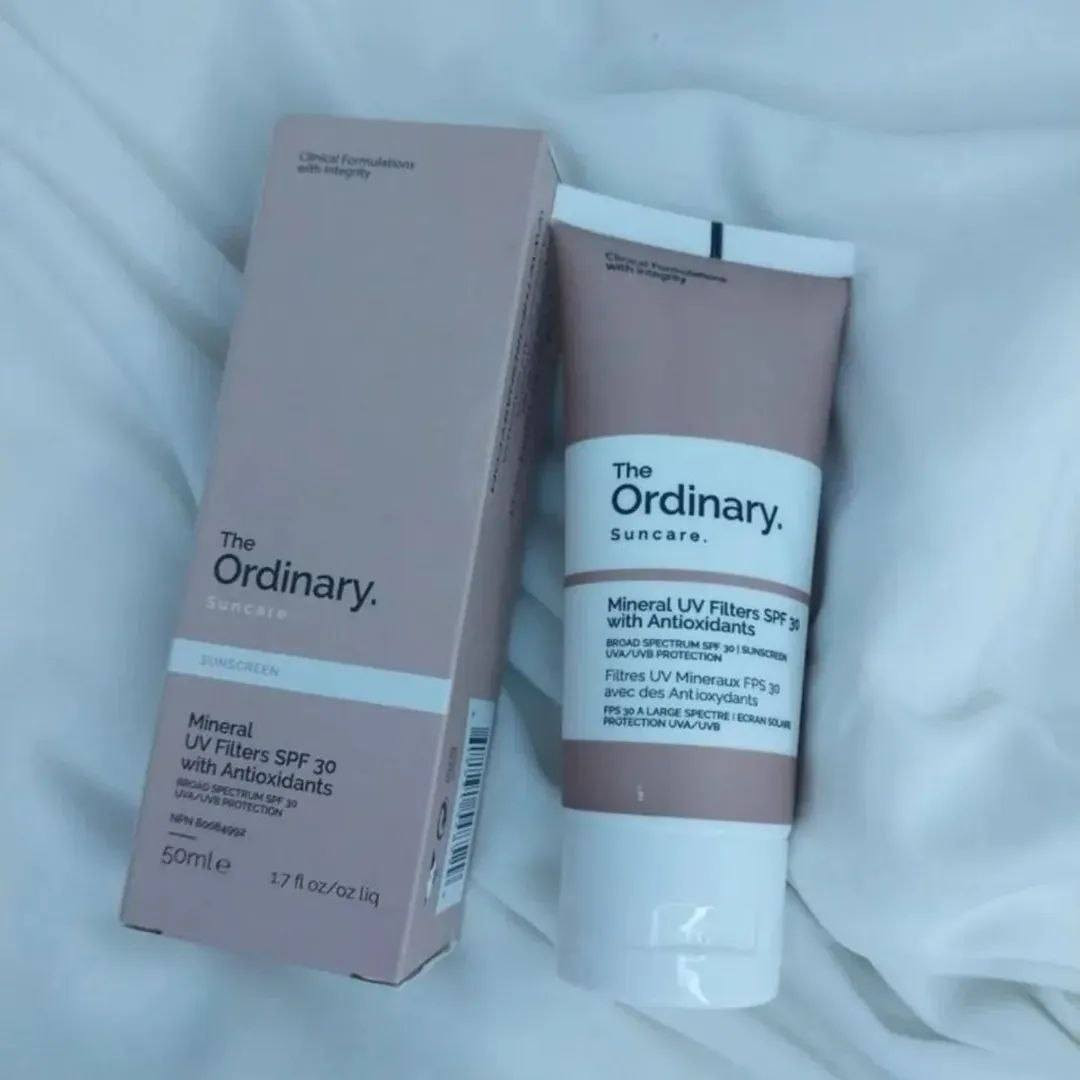 جربتي واقي الشمس من The Ordinary اوردنري 🌞

واقي شمس معدني يحمي بشرتك من أشعة الشمس UV ويحافظ عليها من التصبغات والتجاعيد!🌞

• حماية SPF 30 ✅
• يحتوي على مضادات أكسدة قوية ✅
• مناسب للبشرة الحساسة ✅
• خالي من العطور والكحول✅


**إذا كنت صاحب هذا الإعلان وتريد حذفه لأي سبب، رجاءا أرسل رسالة إلى الدعم الفني**
