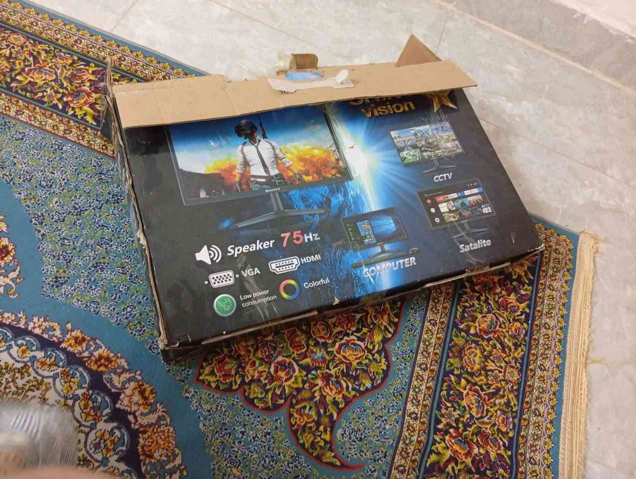 📢 للبيع شاشة SHINY Gaming Monitor
🔹 الماركة: SHINY Version
🔹 الحجم: 24 بوصة
🔹 التردد: 75Hz
🔹 المنافذ: HDMI + VGA
🔹 تدعم إخراج الصوت الخارجي (Audio Out)
🔹 الكارتونة الأصلية موجودة.

📌 ملاحظة:
الشاشة تحتاج فقط ضبط/تصليح الإضاءة، لذلك تُباع كما هي.

💰 السعر: اكتب سعرك المناسب وراسلني.

📍 الموقع: بابل - الحلة - حي الجزائر.

🚚 التوصيل متوفر إلى جميع أنحاء العراق.

📞 للتواصل واتساب: ***********
