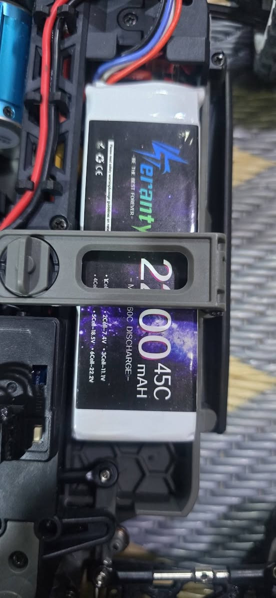 بكي جديده حجم 1:12 برشلز سرعه فول بطاريه 11.1v 
السعر 90 الف


**إذا كنت صاحب هذا الإعلان وتريد حذفه لأي سبب، رجاءا أرسل رسالة إلى الدعم الفني**