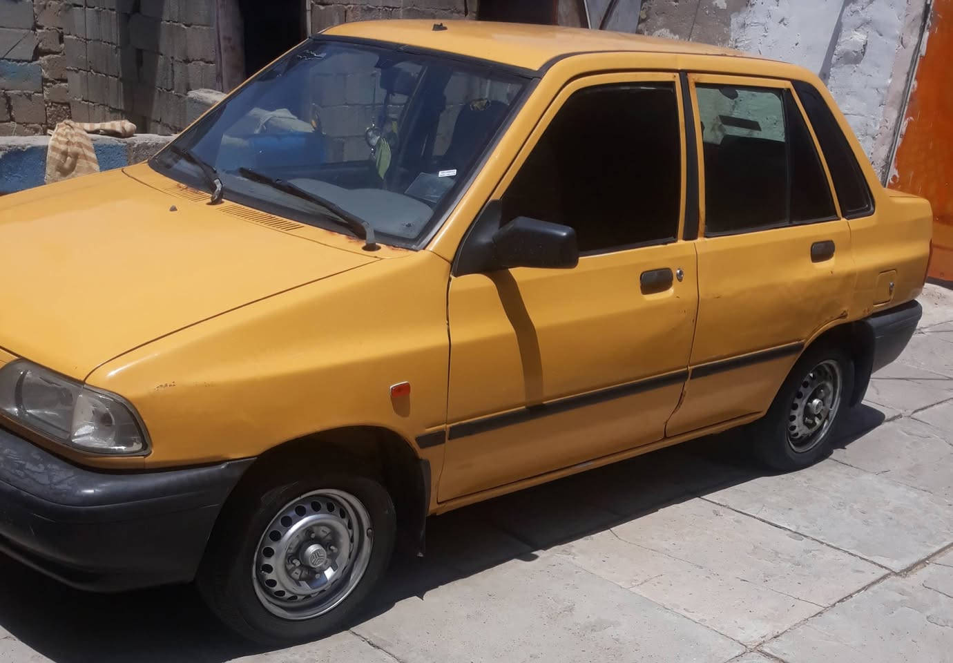 سلام عليكم سايبه 2012  كفاله من البرنكيت كفاله من تبديل بيه شويه خيسات سعر 22 وبيه مجال حق جيه
