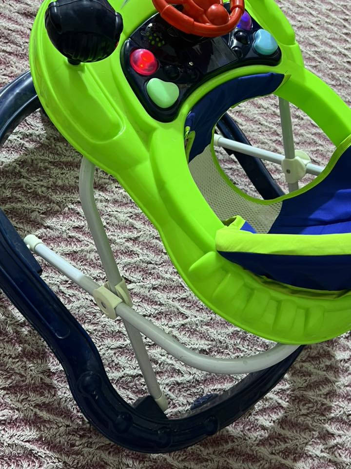 للبيع جديده مامستخدمه ولا مره


**إذا كنت صاحب هذا الإعلان وتريد حذفه لأي سبب، رجاءا أرسل رسالة إلى الدعم الفني**