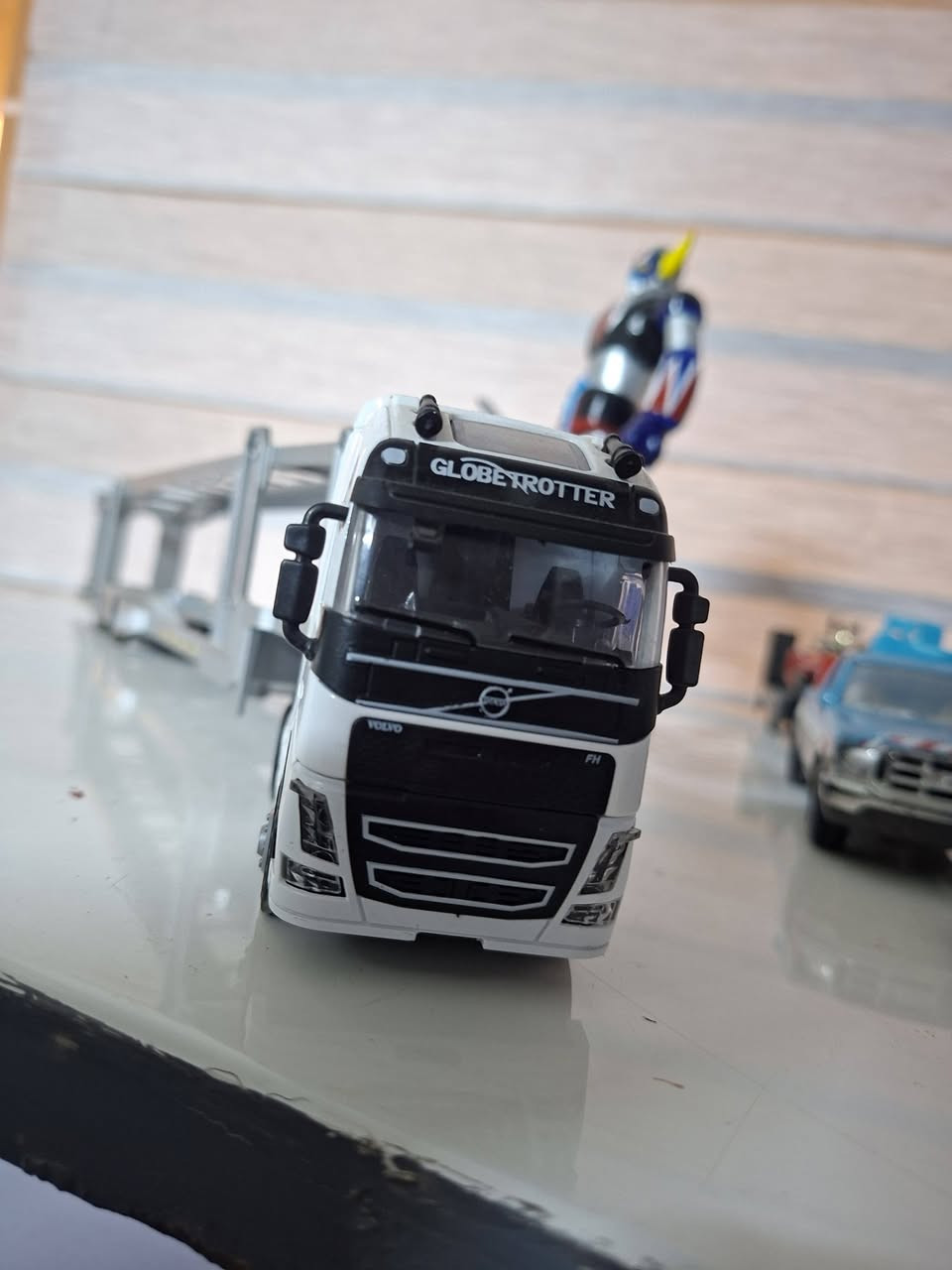 ناقلة للبيع
فالفو حجم ١/٤٣ كامل حديد 
سعر ٢٠ الف توصيل مجاني


**إذا كنت صاحب هذا الإعلان وتريد حذفه لأي سبب، رجاءا أرسل رسالة إلى الدعم الفني**