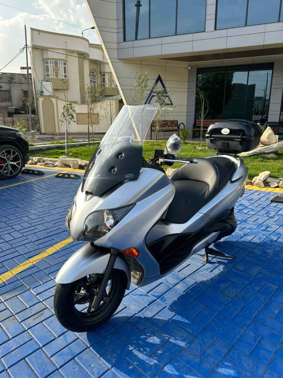 #تـــحفــه_فــنـيـه

الي يدور قطه مميزه وجديده بالكارتون يجيني 
 
ياالله فورزه MF صفر 10 لون سلفري ابو لشذره
 جديد لوك في حالة الوكاله  نظافه 💯بل 💯 

تيرات جدد اماي خلفي

انه ماخذه من معرض
عدي ابو عسل 
لدراجه منفيس
 
مواصفات
  
7 كير 4 تحويلات 
نظام سبورت +اوتمواتيك  
بصمه +سويج طوارئ 
صندوق خلفي ضافي
وياله نجمه اسون 
سايد بريك +ستاند حساس   
عدة الشركه + 
بصمات عدد 2

المسافه المقطوعه 
18الف حقيقي ع ممشه اليابان
الدراجه بحاله الوكاله الجناي يتصل ويدلل مكاني بصره 

السعر 25ورقه 
لدراجه كارتون وبالعافيه ع ياخذه

اي ستفسار 
***********
