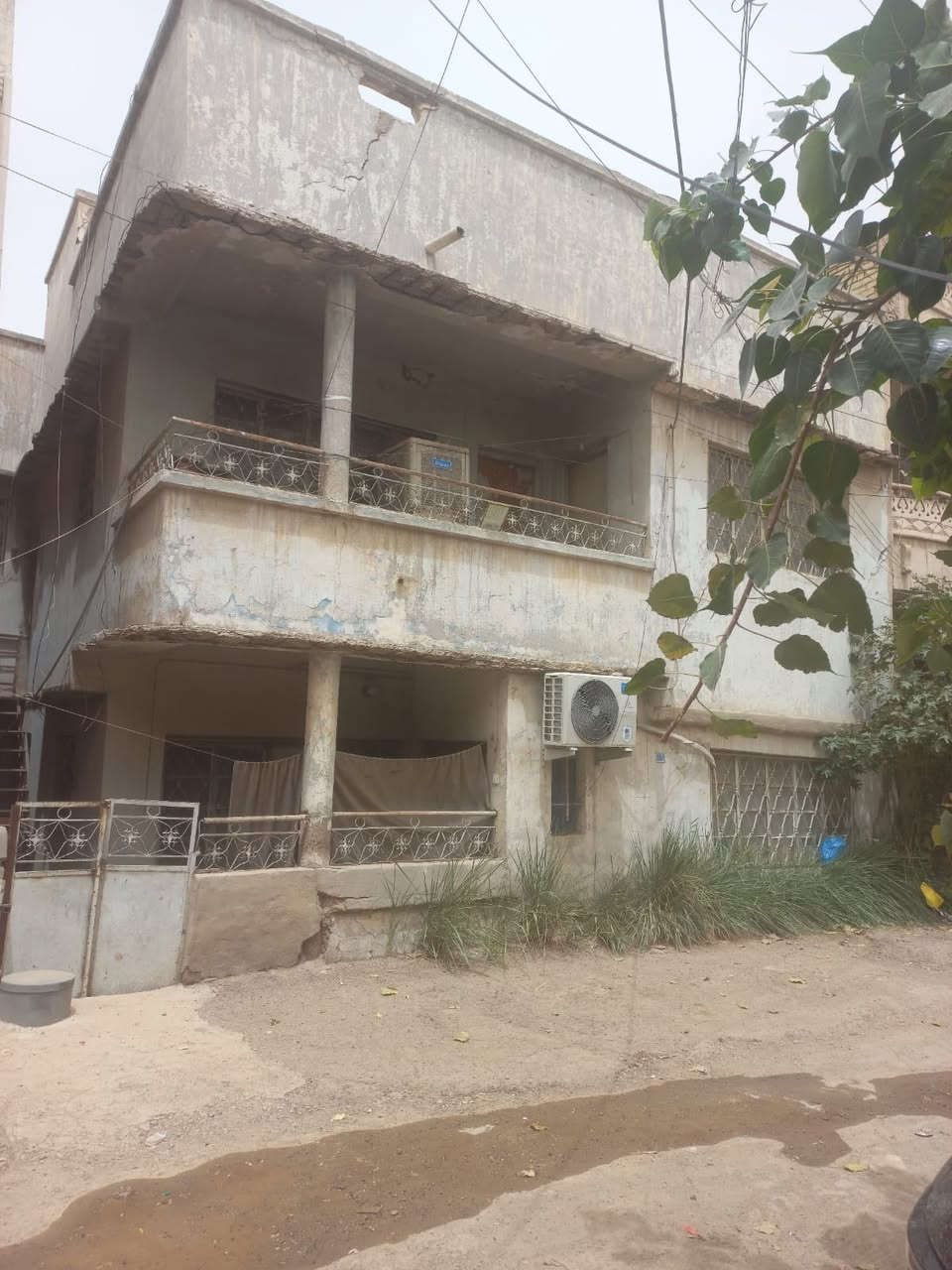 المشرق للتطوير العقاري🏗️

دار  قديم هدم لبيع طابو ملك صرف🏚️
مساحة 150م 
واجة10م
نزال 15
سبع ابكار مجاور مصور الازهار🎑📍

سعر المتر 2.650.000مليون💵
اللاستفسار على الارقام التالية☎️☎️

‭0771 547 7998‬
‭0776 158 9666‬

المشرق للتطوير العقاري سبع ابكار مجاور مطعم هم هم📍

