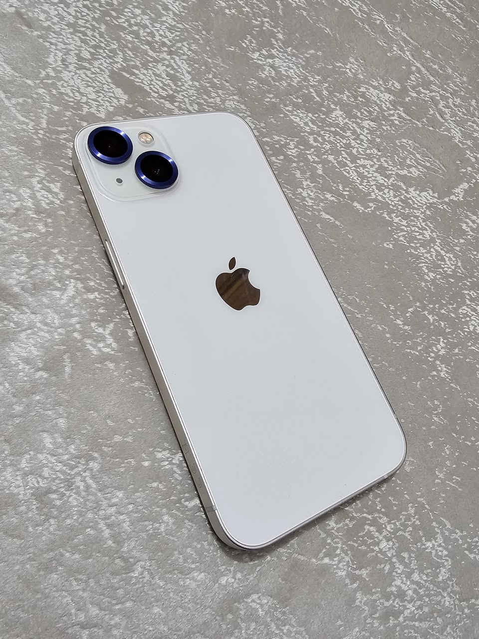 ايفون 13
النظافة 100% 
شرق اوسط كارتونتة موجود 
 ضمانة بعده مخلصان 
حافظة ولزكة اصليات 
المكان بغداد _ الزعفرانية 
السعر 450 وبي مجال بسيط للطيبين 
كفالة عامة اجدد من الجديد


**إذا كنت صاحب هذا الإعلان وتريد حذفه لأي سبب، رجاءا أرسل رسالة إلى الدعم الفني**