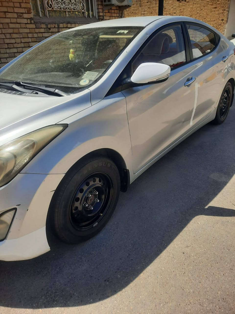 النترا 13 خليجيه كفاله بيها رشه صبغ طرف الدوسه ماكينه 600 جديد حداديه 80%*********** سياره مال جنان يريد يعيش بيه والله العظيم جديده كلش سياره بيها جراد
