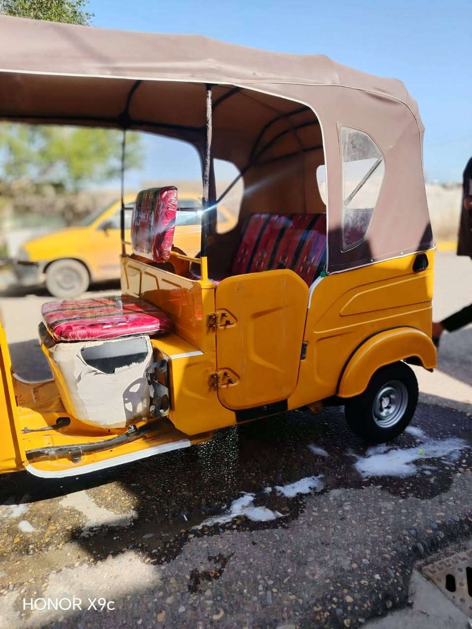 السلام عليكم تكتك لبيع 21شهر 11مكفوله تكتك ماعده بارد قليل السعر ب7600وبيه مجال ***********
