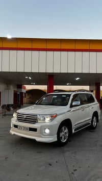 للبيع جكسارة  موديل 2015 شركة سازV8. GX.R    بريم 8 ايرباك  السيارة بع...