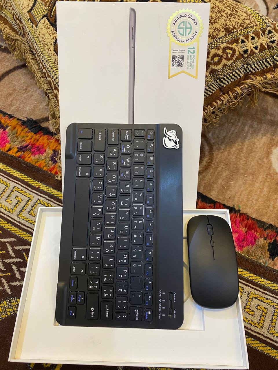 ✨ آيباد آيفون 9 ✨
▪️ الذاكرة: 64 جيجابايت
▪️ البطارية: 99% أو 100%
▪️ الحالة: طك كارتون فول (كأنه جديد)
▪️ شرط أساسي: الجهاز غير مفتوح نهائياً
▪️ النظام: يدعم آخر تحديث رسمي iOS 26.0.1
▪️ النموذج:  M
▪️ الأداء: يدعم 60 فريم بلعبة البوبجي بدون تقطيع
▪️ الاستخدام: فد شي، نظافة عالية وما عليه أي ملاحظة

🛠️ الجهاز ينأخذ على الفحص الكامل
📌 نظافة عالية – ما عليه أي ملاحظة

✅ الهدايا مع الجهاز  والملحقات (كاملة):
🎁 كيبورد
🎁 ماوس
🎁 الكارتون الأصلي
(الملحقات كلها مرتّبة وجاهزة للاستخدام)

💰 السعر: 280 ألف وبي مجال
📍 العنوان: النجف الأشرف
📞 رقم الاتصال: ***********
