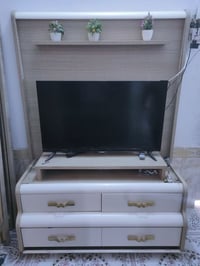 ميز • نضيف • بلازمه