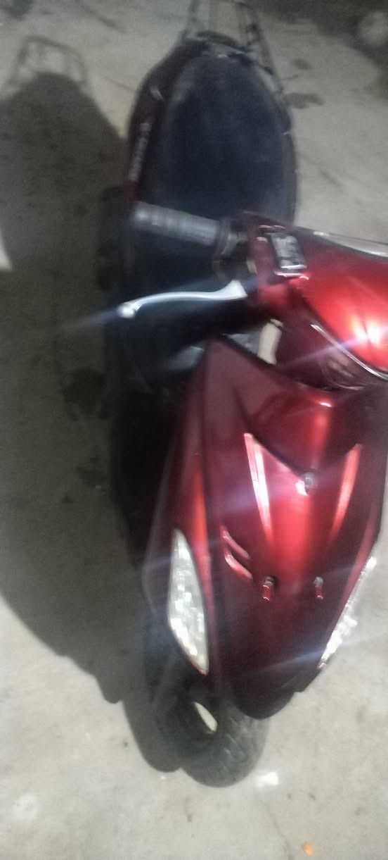 دراجه كوري ابلاديه كفر نظيف كلها شغاله اي نقص مابيها سلف هندر اشاير دشبول شمعه السعر 225 وبيها مجال الخاص مفتوح او الاتصال *********** حله شارع الظغط حي الامام ٠٠٠٠٠
