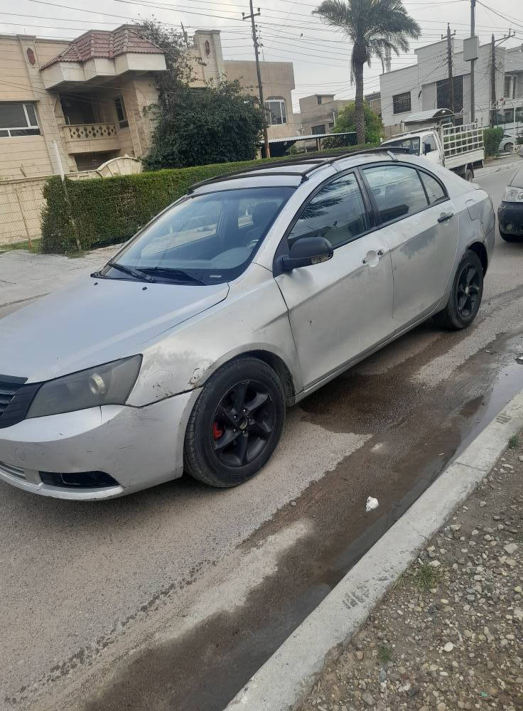 السلام عليكم 2011 جيلي ابجر جراند كير وبكيله كامري ابو كف باسمي سنويه لغايه 28 يلا تسقط بغداد الغزالية***********/***********سعر٥٢ بغداد, العراق
