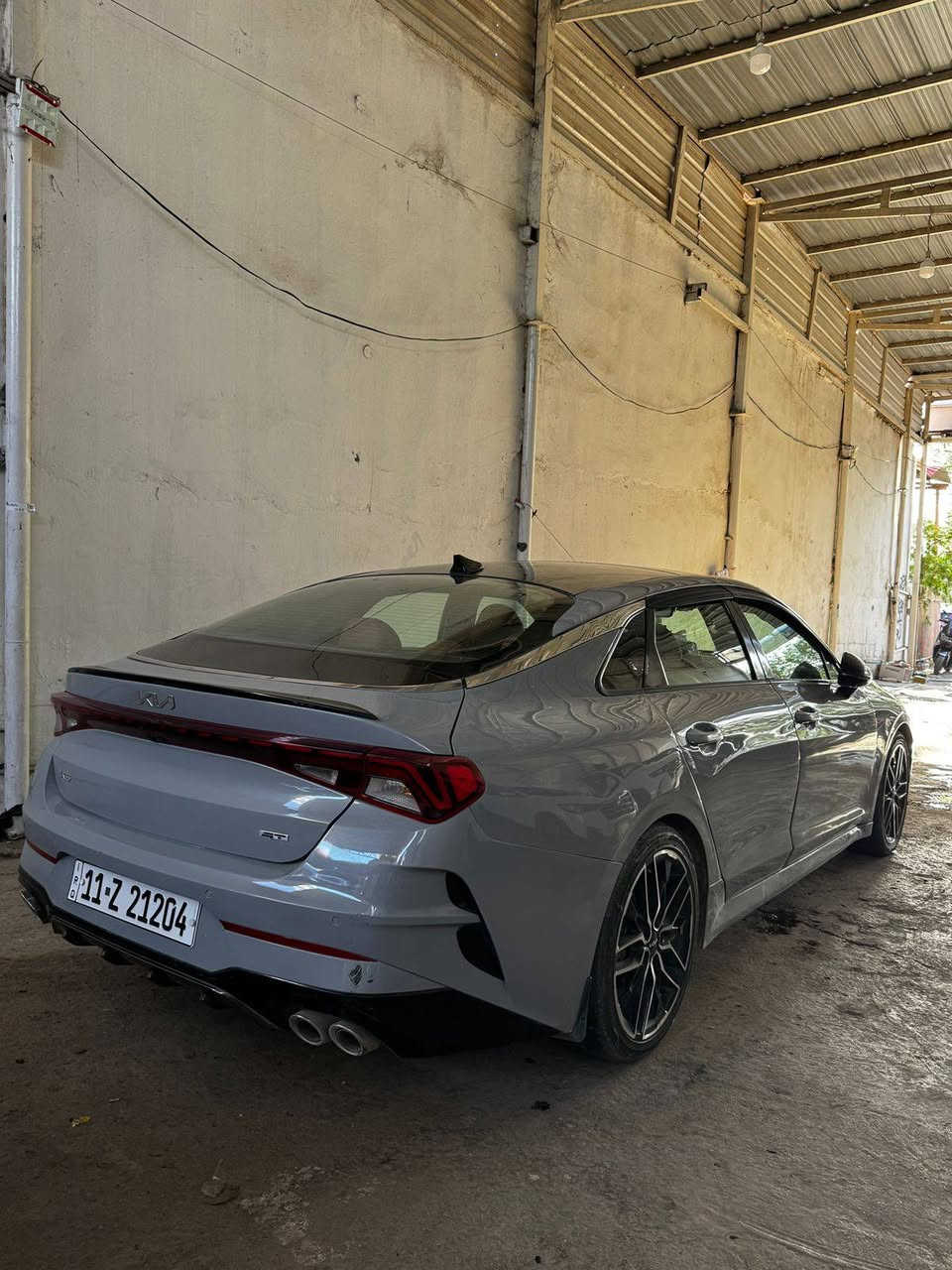 السلام عليكم k5 موديل 2023 GT محرك 2500تيربو السياره فول موصفات تبريد قطعتين بنوراما علا طول السياره تشيغل عن بعد شاشه دجتأل وره الستيرن وهاي من النوادر طبعن جاه كبيره وصط الدشبول كشنات كهرباء تدفأه بل كشنات سياقه ذاتيه على شارع مخطط لايت زنون اشاير كله اليدي اربع مودات سياقه اثشن اسوبوت واحد نورمل واحد مو الكتروني كشنات جلد بلاد اشاير بل مري الياره اشويه حادثه قوي اني ابيعه احزام بس هيه مو حزام والتكمه امبدله شواصي كفاله محرك كفاله السياره ماشيه اتلاثين الف زيرو سياره جيده ومال جناي وسعر بنسبه لمواصفات هم جيد للتواصل *********** الرقم بي واتساب همين اي شي يخص العر او التفاصيل اتصل مكان السياره ديلى ورقمه بغداد وسنويه جديده وداخله هزه
