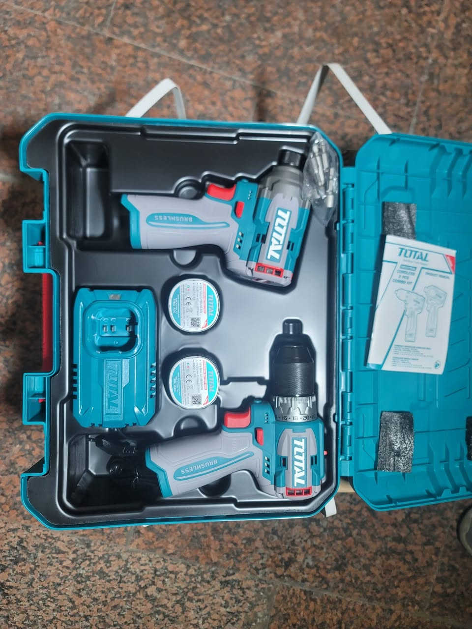 السلام عليكم 
معرض الكوثر للعدد اليدوية 
رقم الهاتف: ***********
يوجد توصيل لجميع محافظات العراق مجاني
الأسعار أسفل كل صورة
