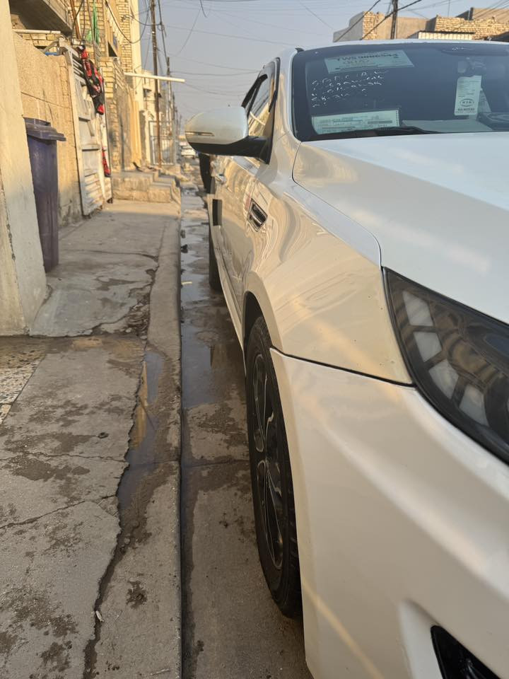 ياالله 
اوبتما موديل 12خليجي رقم اربيل هزه وسنويه جديده بسمي 
حادثهه جاملغ خلفي وتبديل قاعده اسبير 
مكينه 2000
تبريد شغال
صدر خلفي امامي +تخم تاير جديد
شفتات 
تحكم جهتين 
داخل عسلي 
كشنات مخمل 
مكان السياره بغداد السيديه 
***********
السعر 100
