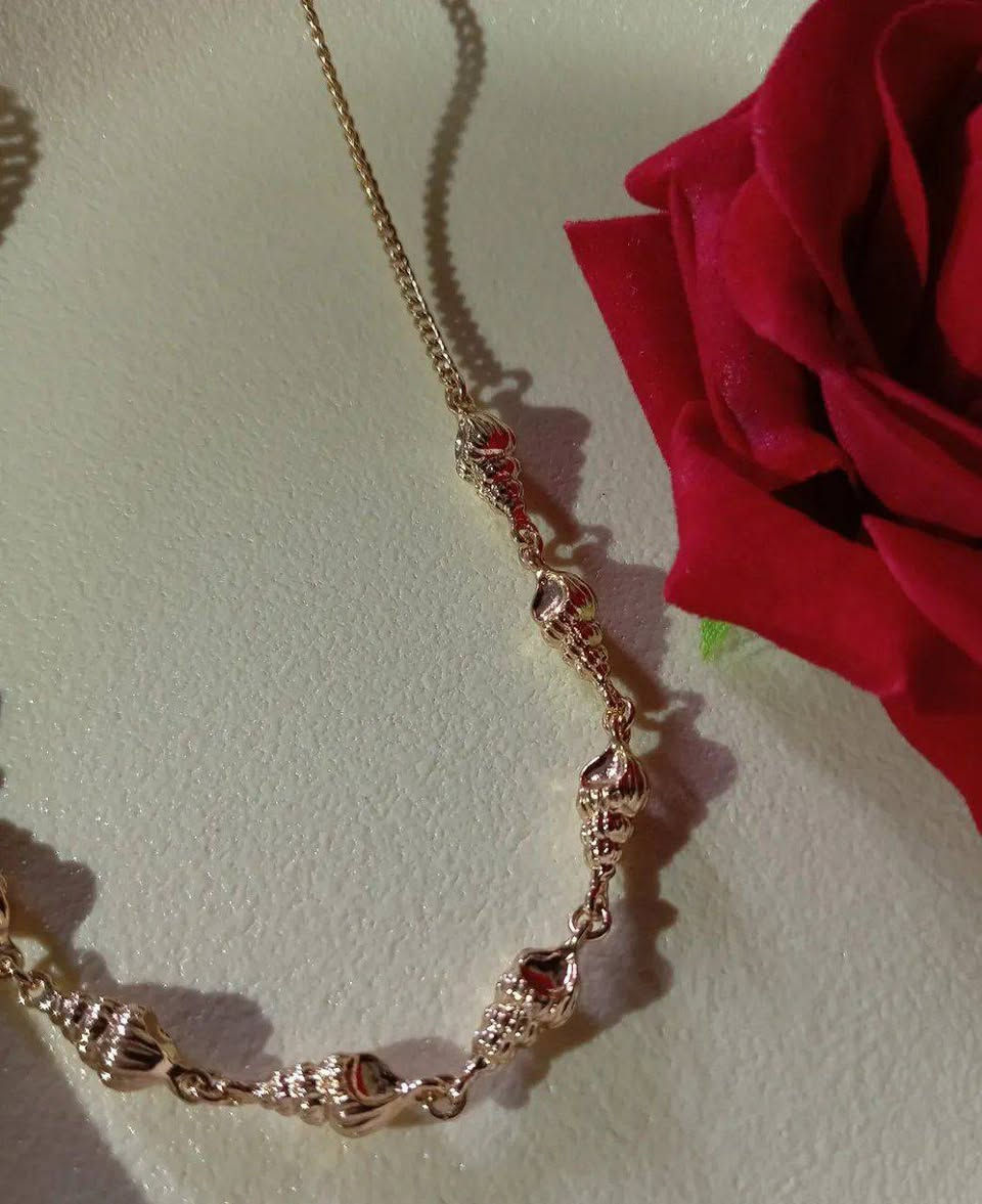 قلادة موديل جديد 
لون ذهبي 
سعر القطعة الف ونص 
قطعتين ب2 ونص 
للحجز خاص


**إذا كنت صاحب هذا الإعلان وتريد حذفه لأي سبب، رجاءا أرسل رسالة إلى الدعم الفني**