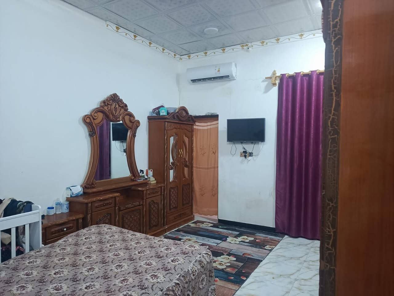 بيت للبيع 600 متر رافع معاملة تمليك طابو 3غرف نوم كهرباء وماء جاهز للسكن 
العنوان حي الرسول (بريديه) 
للاستفسار الاتصال على الرقم 
***********
