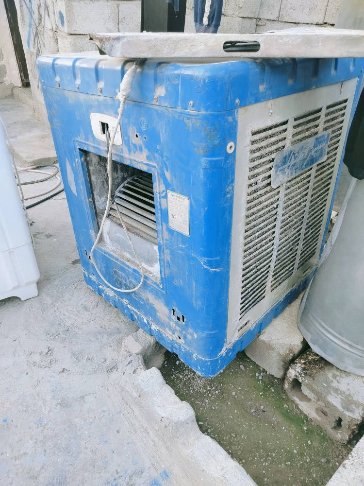 غسالة هيتاشي 14 كيلو + مبردة سوبر اليكتريك باب اول للببع 
واتساب *********** كركوك, العراق
