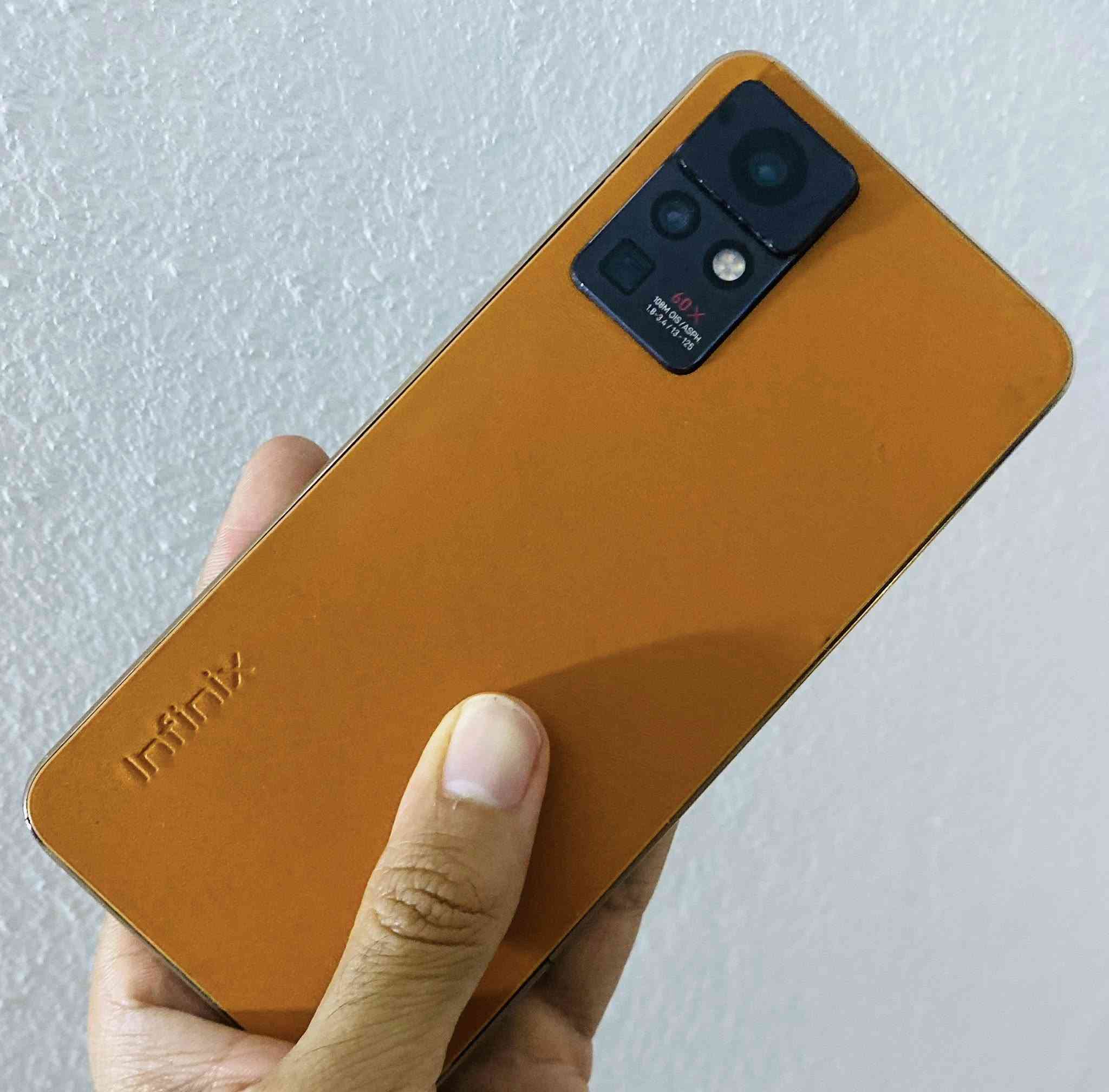 جهاز Infinix ZERO X Pro
للبيع ذاكرة 256 العملاقة 
منفذ شحن تايبسي تنسى الإصراف 
نظافة الجهاز 90%
كل التفاصيل بالصور 

السعر #خااااص
مناسب اخوان


**إذا كنت صاحب هذا الإعلان وتريد حذفه لأي سبب، رجاءا أرسل رسالة إلى الدعم الفني**