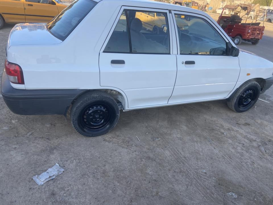 السلام عليكم سايبه للبيع مديل ٢٠١٨ رقم بغداد بسمي سنويه لل٢٠٢٨ بيها  صبغ باب السائق والجاملغ مؤشر عليهن بل صور السعر ٥٣ العنوان بغداد مدينه الصدر ***********
