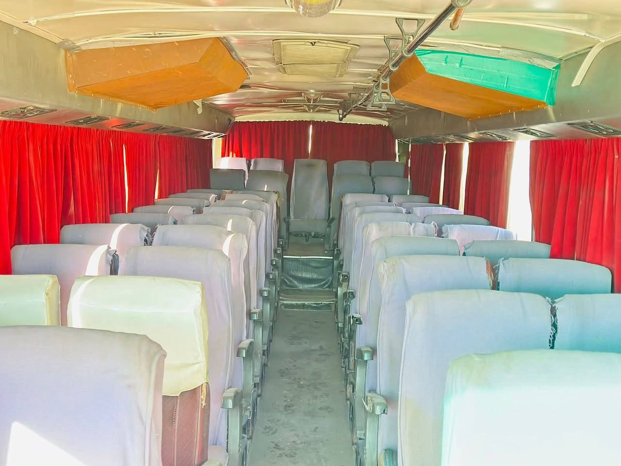 هونداي باص 50 راكب سياره جاهزه من كلشي تبريد فول سنويه ساقطه موديل 2000 سعر95ورقه مكاني كربلاء المقدسه الاستفسار ***********
