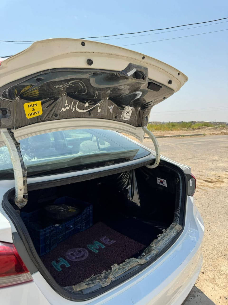 الانترا خليجي 2018 رقم بغداد الدولي باسمي
ماشية ١٥٠ كم 
تخم تايرات جديد
باتري جديد
منظومة تبريد جديده بلصيف شادهة
السعر ١٤٦ وبيها مجال
مكان السياره بغداد المحمودية
هـ ***********
