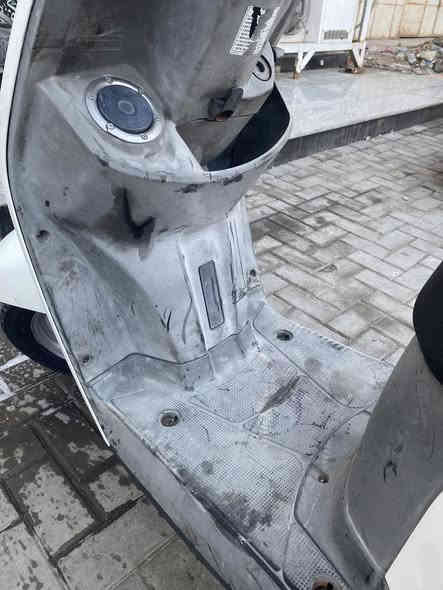 للبيع بوليسي كابريته ما مفتوحه رمبه بعده جديده مختمه ويه مكينه سلف هندر لايت اشاير هورن كله شغال باتري جديد كيجات كلهن شغالات السعر بمليون و٥٠ مكان البصرة المعقل للاتصال ***********
