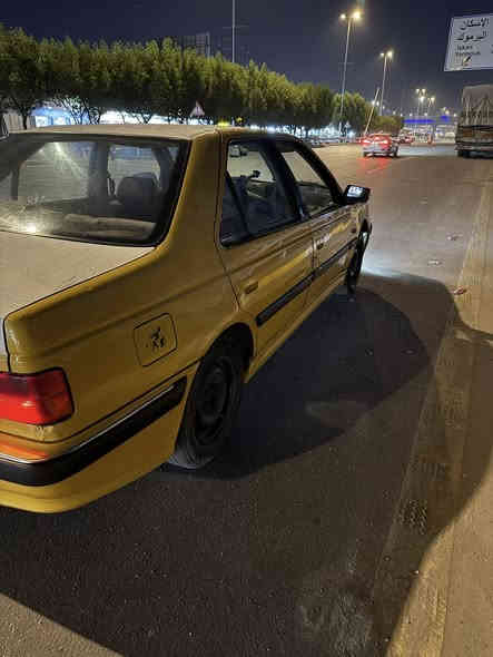 بيجو بارص 2013 للبيع 
سياره دواخل وكشرها نضيفات 
محرك فرنسي جديد 1800 المرغوب 
كلج وعينه جدد
كلج طبي 
منضوم بانزين كلها جديده عده نوزل بيها دخانه سوده مال نوزل 
تبريد ثلج ❄️ 
شاشه وتخم سماعات جدد 

سياره بسمي شرط تحويل 
مكاني بغداد الاعظميه 
رقمي *********** 
سعرها 35 وبيها مجال بسيط حك جيه 
كلشي موجود بسوك
