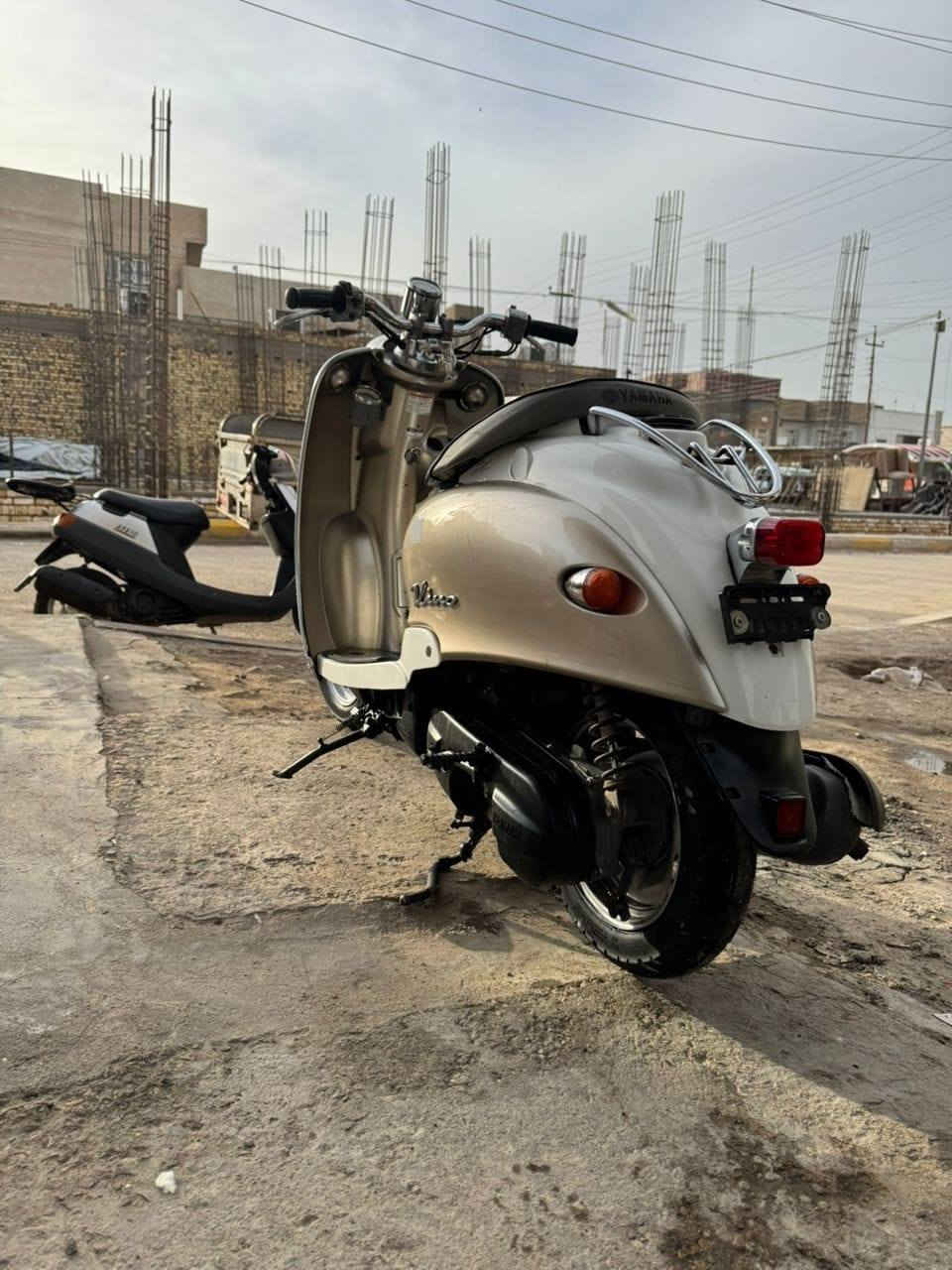 دراجه مصريه فحل قفل اكسن لون مميز
الدراجه كارتون مال حاويه كلها شغاله الدراجه  السعر 750وبيه مجال الطيبين مكاني حي الشهداء ***********
