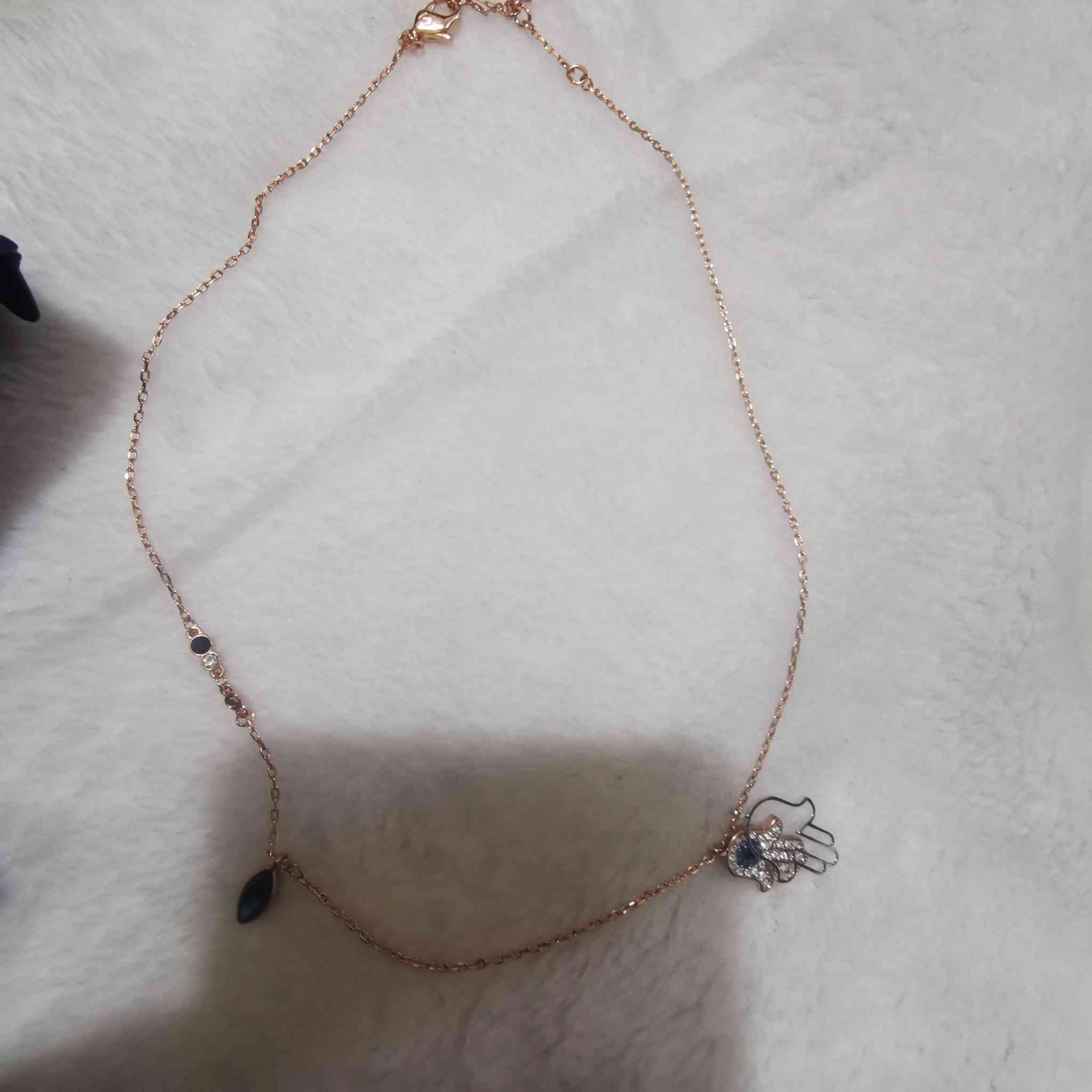 هذا المنتج عبارة عن قلادة وقلادة سواروفسكي (Swarovski) بتصميمات كريستالية أنيقة  سعره مع توصيل ٤٠ الف


**إذا كنت صاحب هذا الإعلان وتريد حذفه لأي سبب، رجاءا أرسل رسالة إلى الدعم الفني**