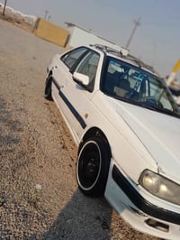 عندي بيجو للبيع خصوصي رقم بغداد موديل 2013 سياره عوزه بس طابوكه كشرهه ...