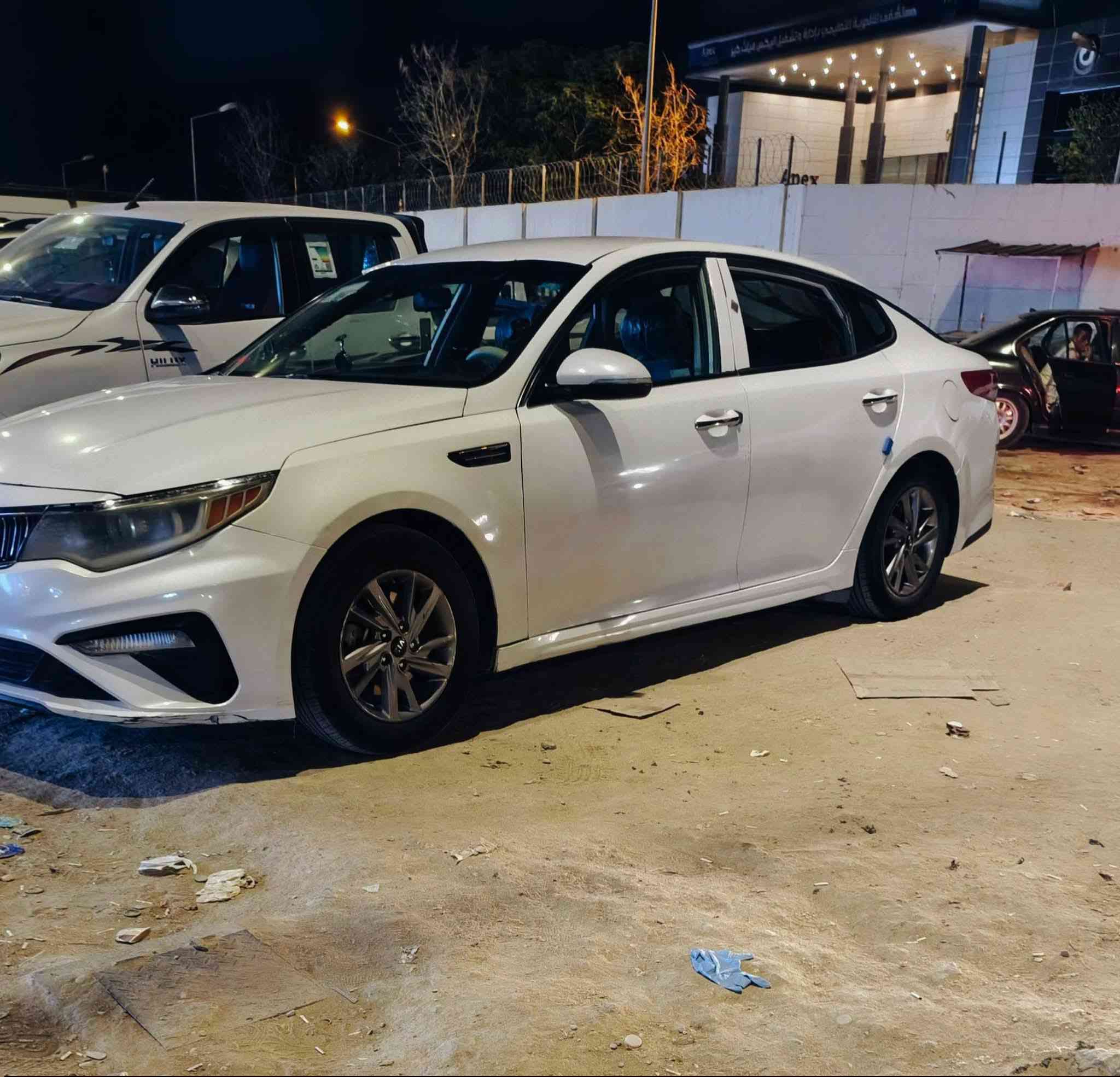 السلام عليكم  للبيع او مراوس حسب القناعه  سياره ابتيما 2019 وارد امريكي. سياره حلوه. ونضيفه.  كلشي ما عوزه.   وكتاب الفحص موجود بل صوره..
شاشه.  ردار بل مريه. حساست  بل ستيرن   لدار بل دعاميه 
حداديه جديده محركه 2400  السعر 123  وبيه مجال. وهذه رقمي ***********
