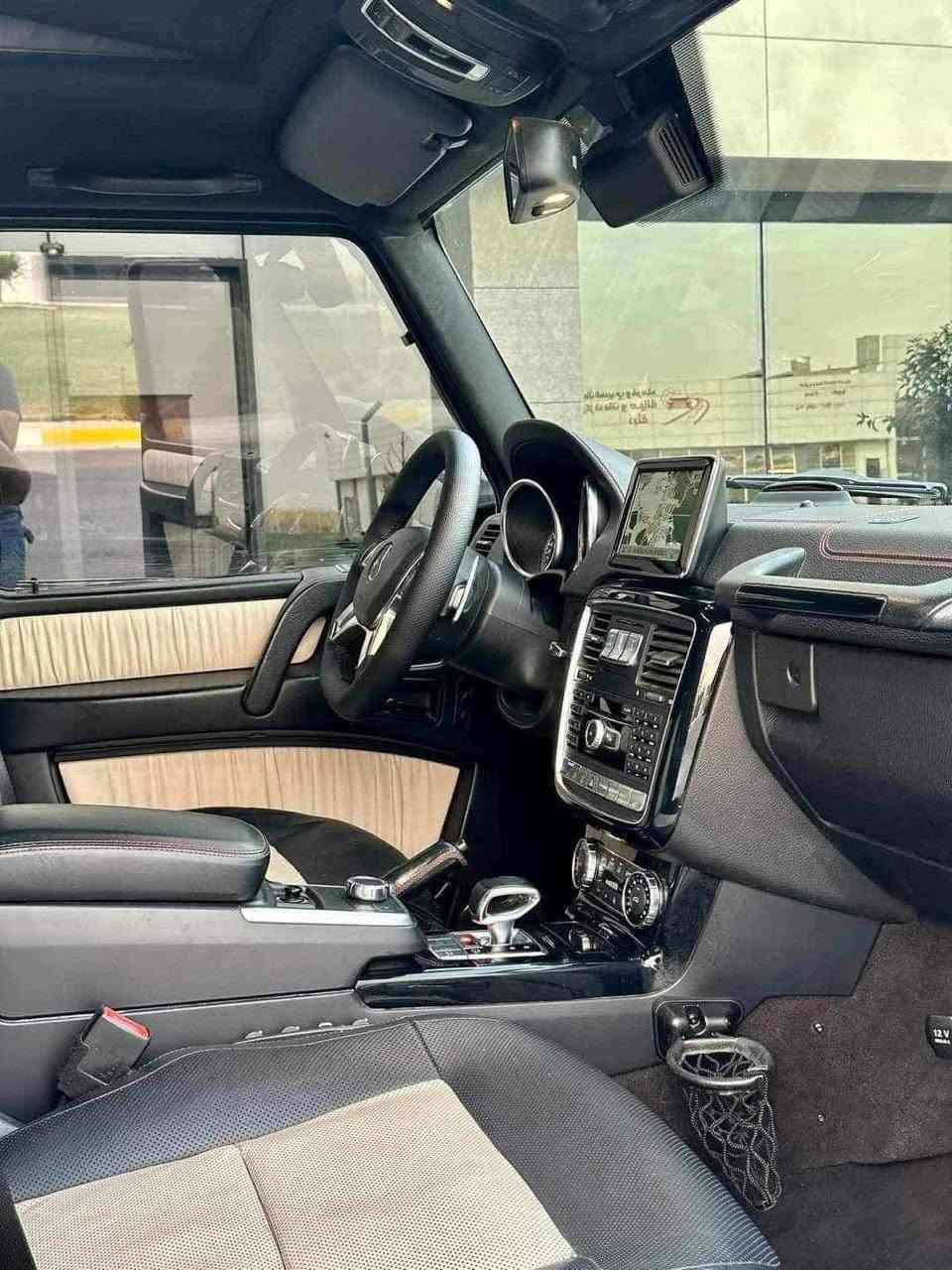 G class 2015
‎السياره فول مواصفات داخلها لونين ابيض واسود
مغلفه بالكامل ppf
‎السياره مابيها اي نقص 
‎ومكفوله من الحادث والصبغ والسرقه  والانتربول
سعرها 53,000$
للبيع او مراوس بg2024,,2025
التواصل واتس او عل خط 
***********
