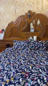 غرفة نوم  صاج خشب عراقي بدون الكنتور  السعر 350 للستفسار 07747065906