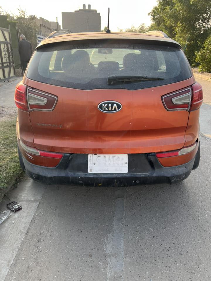 سبورتج ٢٠١١ خليجي
محرك ٢٤٠٠ دوش
السياره مثل ماموضح بالصور البنيد مبدل بدون حادث طار وبدون ظرر القماره 
قماره بانوراما 
مكينه كير حداديه مكفول 
السياره بدون سونار بيها قطعتين 
السعر المطلوب ١٢٢ وبيها مجال 
***********
مكان السياره الدوره الميكانيك
