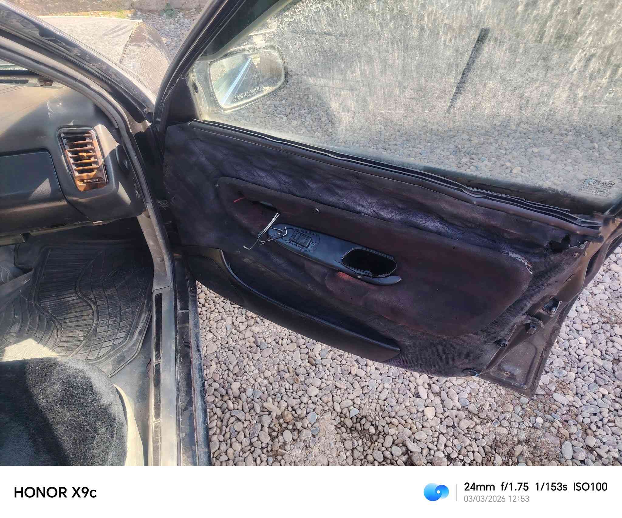 السلام عليكم..
دايو برنس للبيع موديل 96
السعر 24
***********
