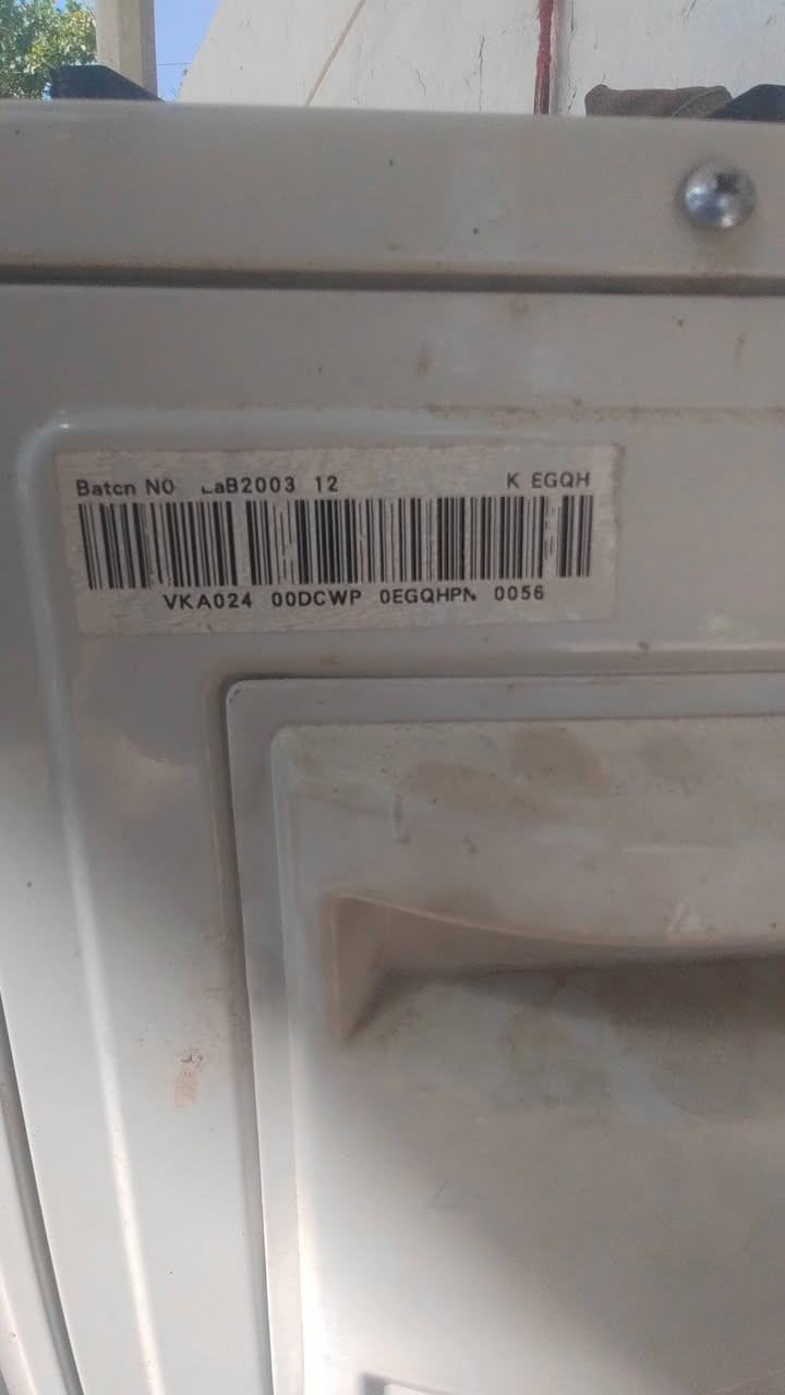 كنتوري بعد مينهض وفكيته ماعرف شنو العطل البي والتعليك شغال كلشي مابي حط سعرك وذا عجبني اكلك بلعافيه ثنينهن شلع


**إذا كنت صاحب هذا الإعلان وتريد حذفه لأي سبب، رجاءا أرسل رسالة إلى الدعم الفني**