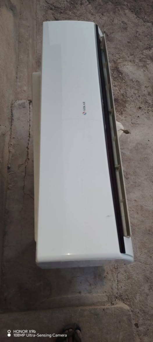 سبلت كامل شغال بشرط ٣٠٠
باب ٦٠
غساله اونماتيك ٧٥ 
والعنوان قبل برطله


**إذا كنت صاحب هذا الإعلان وتريد حذفه لأي سبب، رجاءا أرسل رسالة إلى الدعم الفني**
