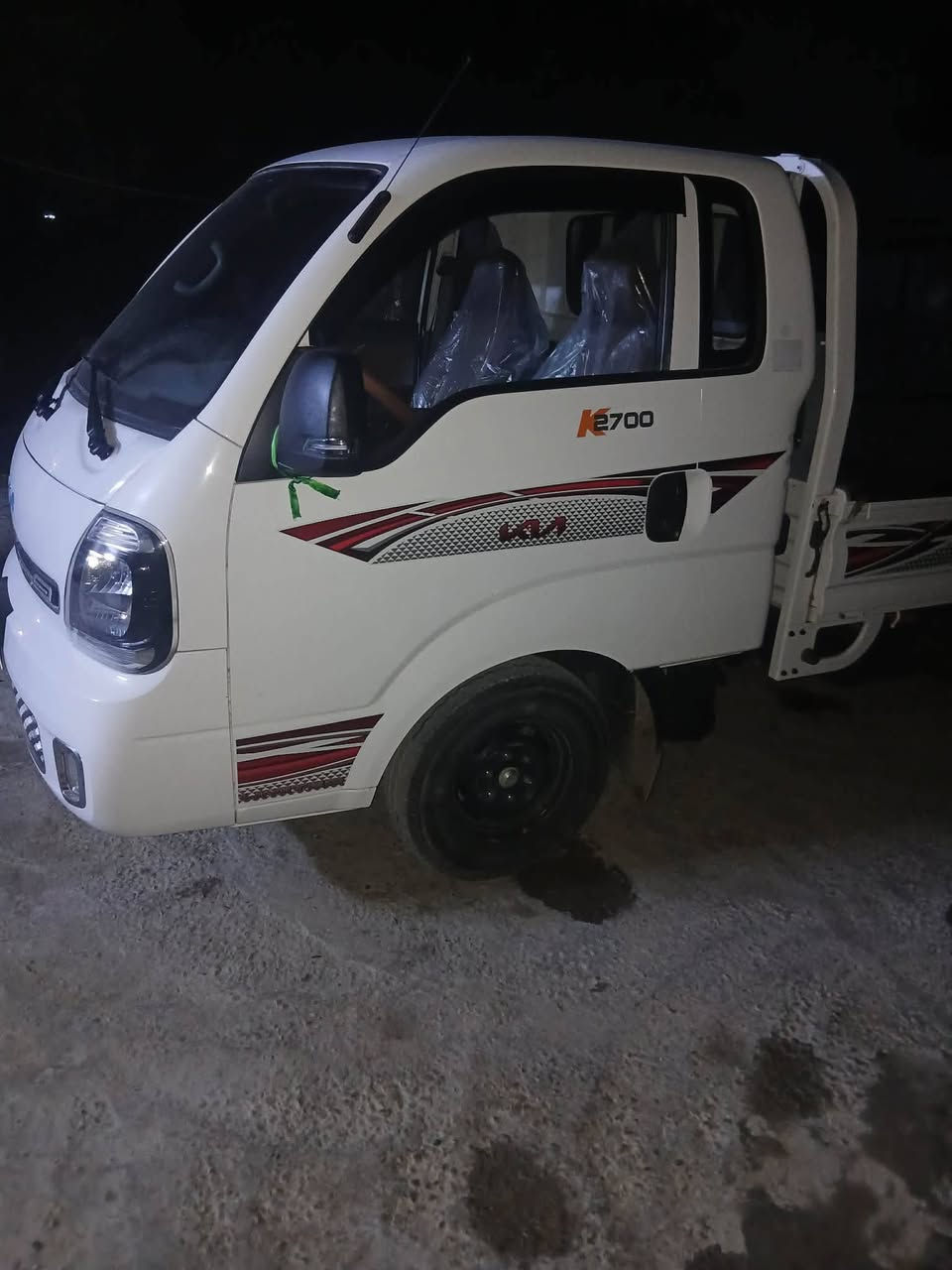 السلام عليكم كيا حمل موديل 2024
السياره مكفوله رقم بغداد 
السعر 153 وبيه مجال قليل 
مكان السياره بغداد جسر ديالى الجديد 
رقم صاحب السياره ***********
بغداد
