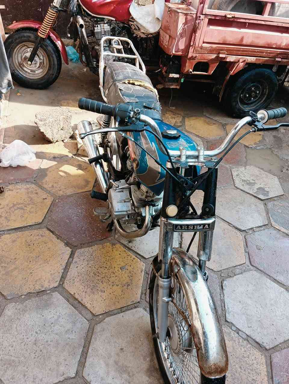 سلام عليكم دراجه كير سلفهه شغال نقص بس ضفيره ولمكينه مكفوبه صوت ناعم كلش ماكو اوراق درجه مرتبه مابيهه نقص تقريباً سعر 350 بيه مجال  مكاني شعله جكوك رقمي *********** موجود واتساب
