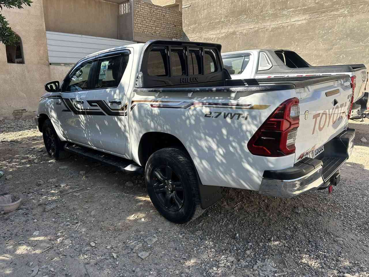 سلام عليكم هايلوكس 2021 جديده كفاله عامه ماشيه 37 الف حقيقي شرط الفحص رقم سليمانيه تحويل او وكاله السياره فول مواصفات ساز كير اوتماتيك السعر 315 وبيه مجال بسيط الاتصال ***********
