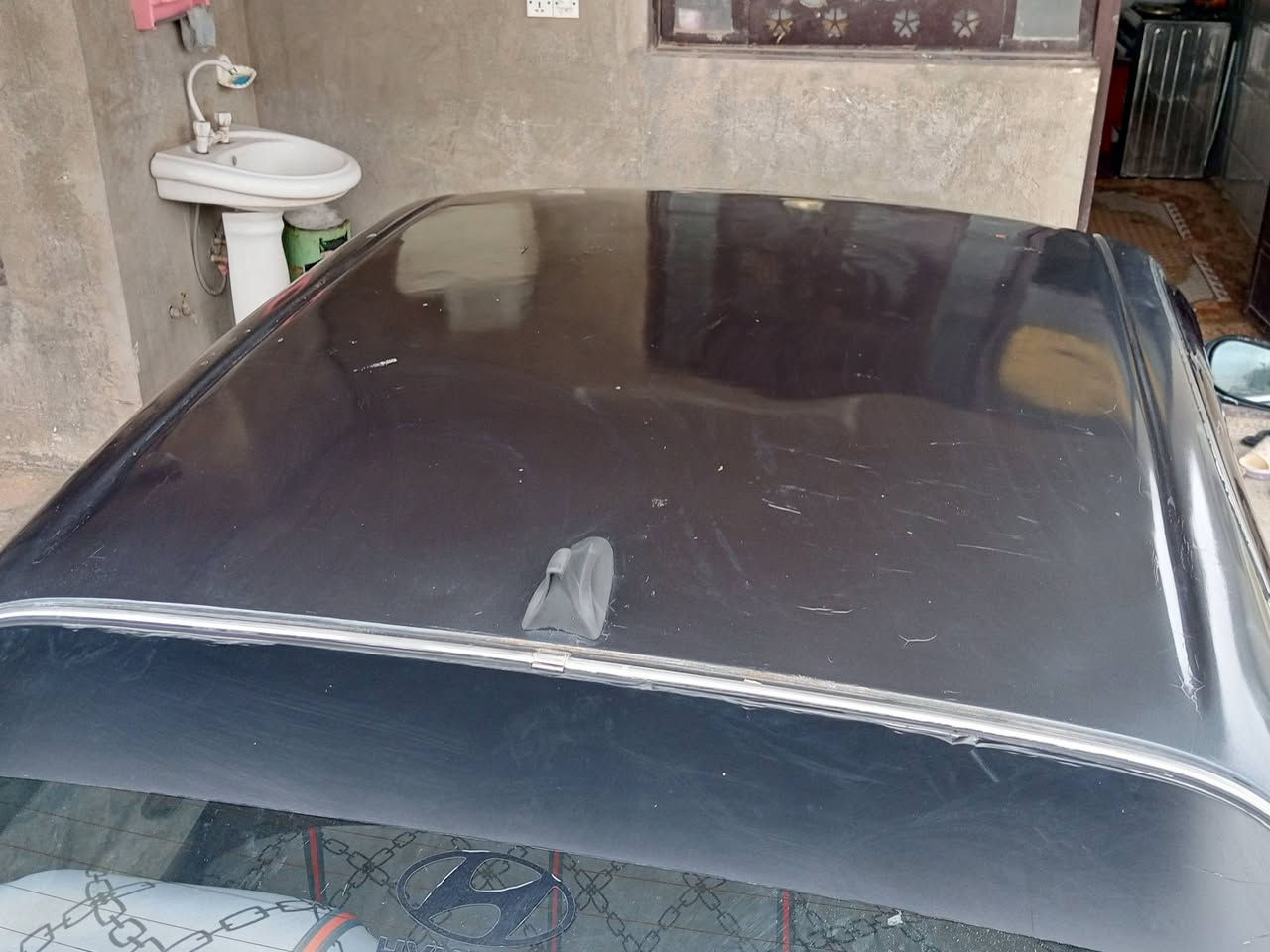 السلام عليكم سوناتا 2 موديل 95 مكينة أو كير حاوي صدر خلفي امامي جديد تخم تيرات جديد  تخم ويل جديد لايت عليه نصي شغال رقم ديالى دولي سنويه ال 2028 سيارة خير من الله كهربائية شغال شواصي قطرت لحيم ما بيهه تبريد ثلج مكينه 2000 السعر 43 وبي مجال ال شهراي اتصل على رقم ***********
