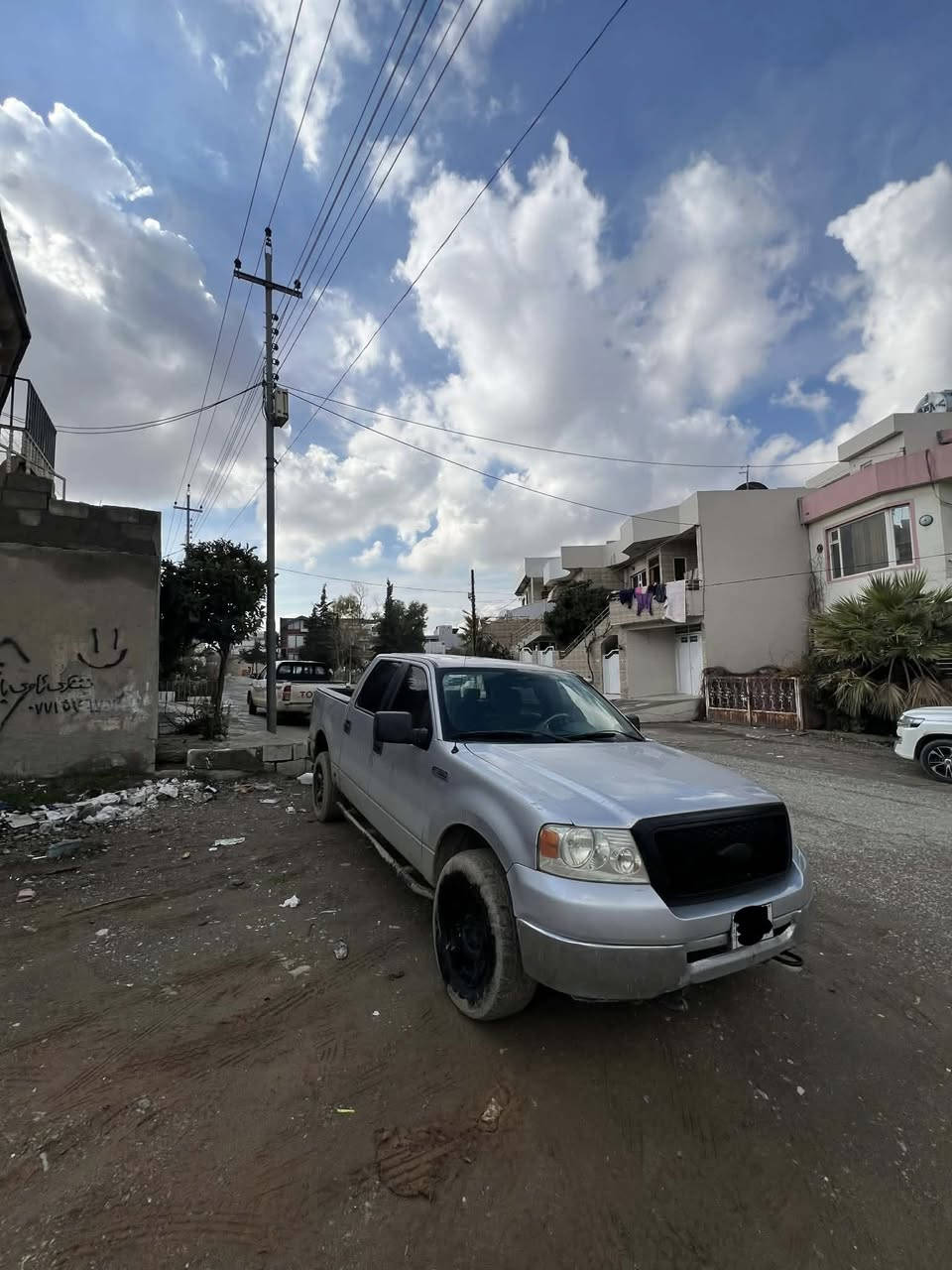 F 150 model 2008 ✅📦
علوجه ساخە ✅زۆر جایزە دەبڵ ئەکسلە مەزبوت ئیش ئەکات یەک پارچەی بۆیاخە مەکینەو گێری مەزبوتەو بانزینە بەس جلدو سڵایت نیە فولە سحرى ٤٨ 💸 ***********📞
