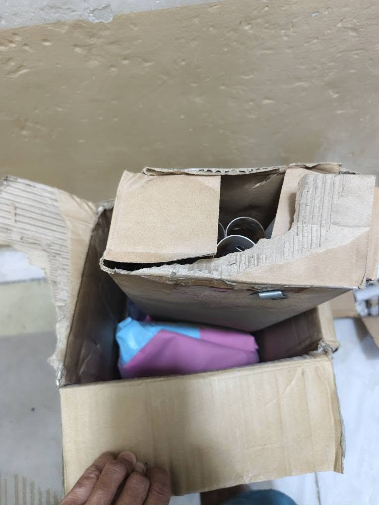 من رخصت الادمن مسبح للبيع قياسات مكتوبه ع الكارتون مالته بعده جديد غير متواجد ع فيس 0723489991 سعره ١٢٠ الف وشركة معروفة مالته بعقوبة, ديالى


**إذا كنت صاحب هذا الإعلان وتريد حذفه لأي سبب، رجاءا أرسل رسالة إلى الدعم الفني**